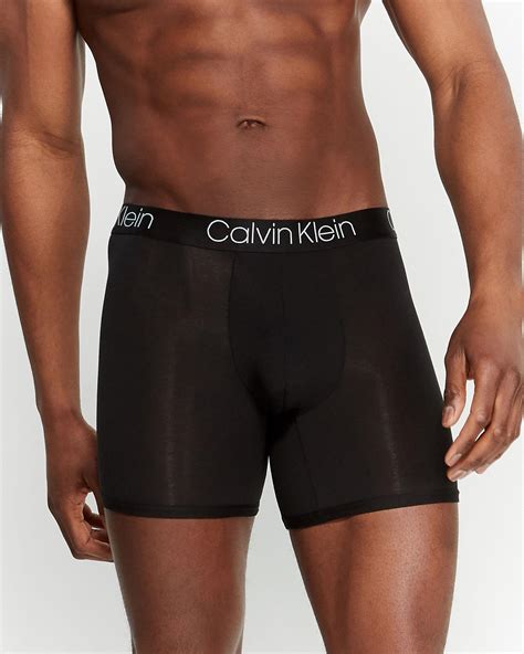 calvin klein boxer briefs.